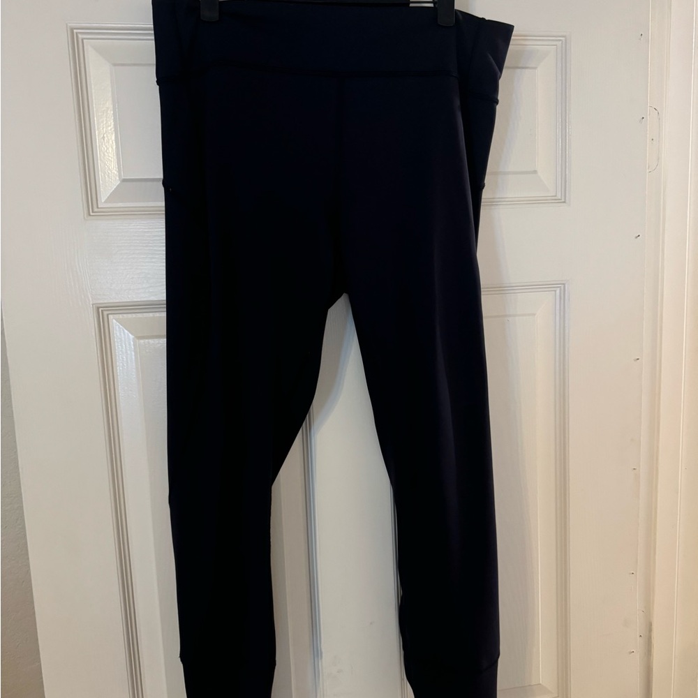 COPY - Lululemon Black Leggings